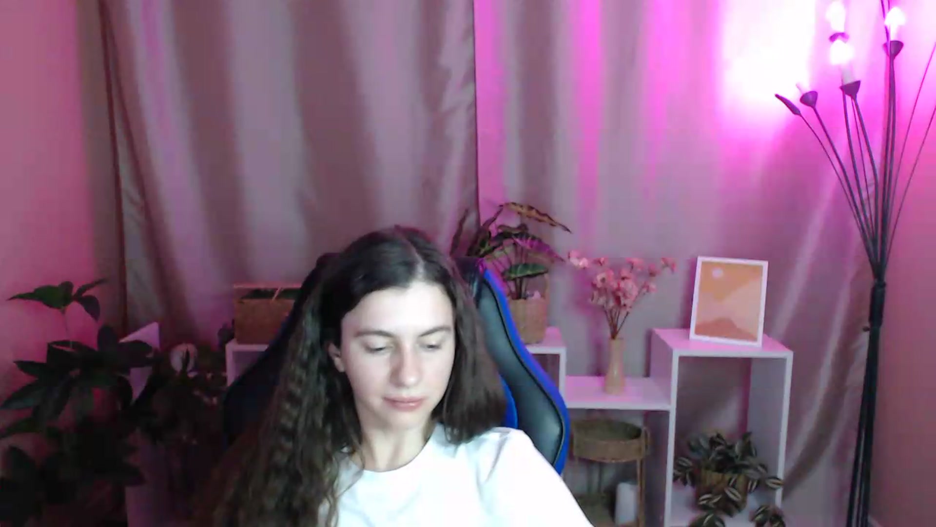 Gallery image thumbnail from MistyBree's myfreecams stream on, 05/01/2026, 11:45 image 8 of 20