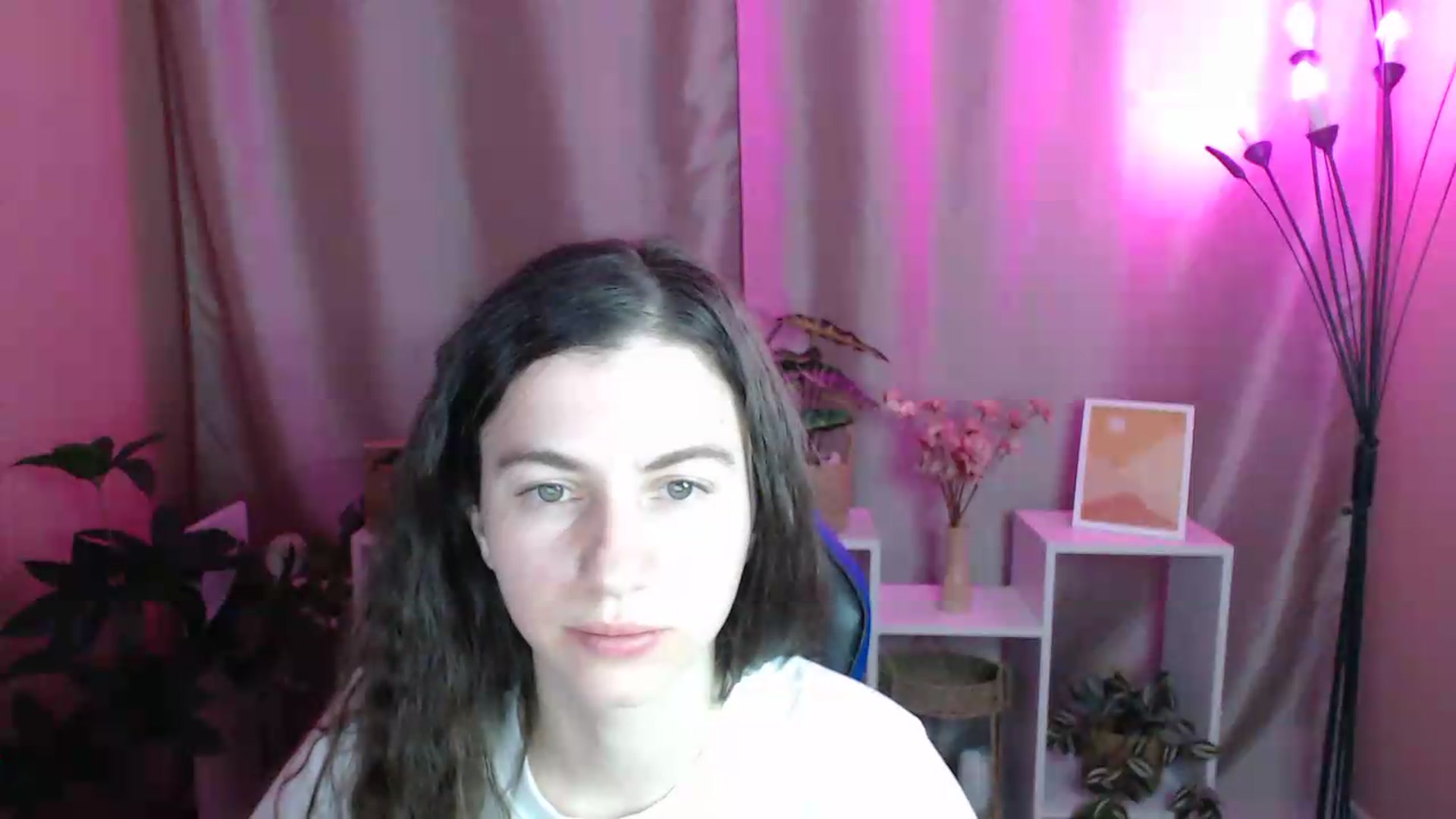 Gallery image thumbnail from MistyBree's myfreecams stream on, 05/01/2026, 11:45 image 2 of 20