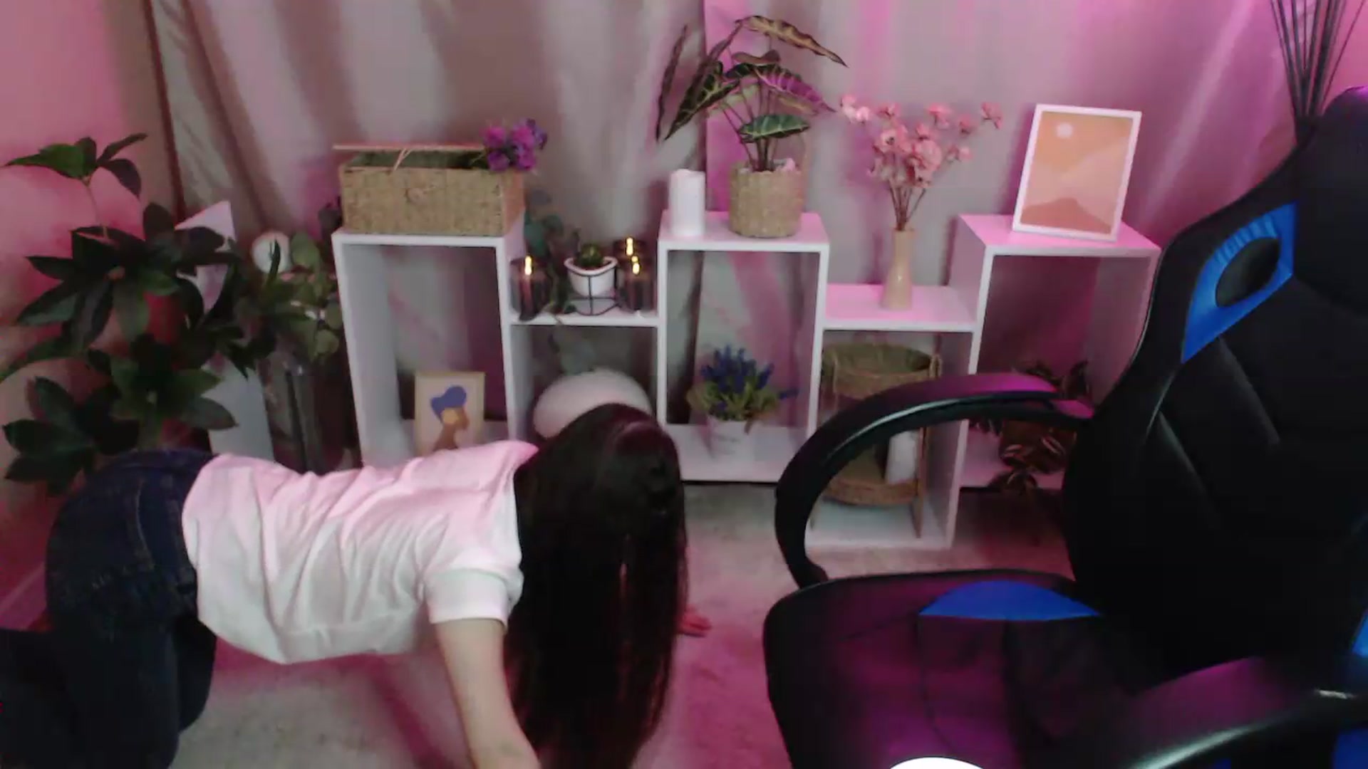 Gallery image thumbnail from MistyBree's myfreecams stream on, 05/01/2026, 12:46 image 2 of 20