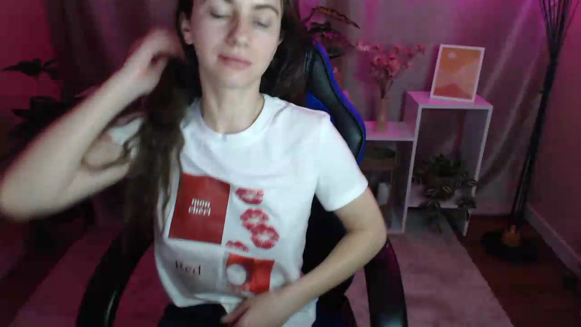 Gallery image thumbnail from MistyBree's myfreecams stream on, 05/01/2026, 12:46 image 11 of 20