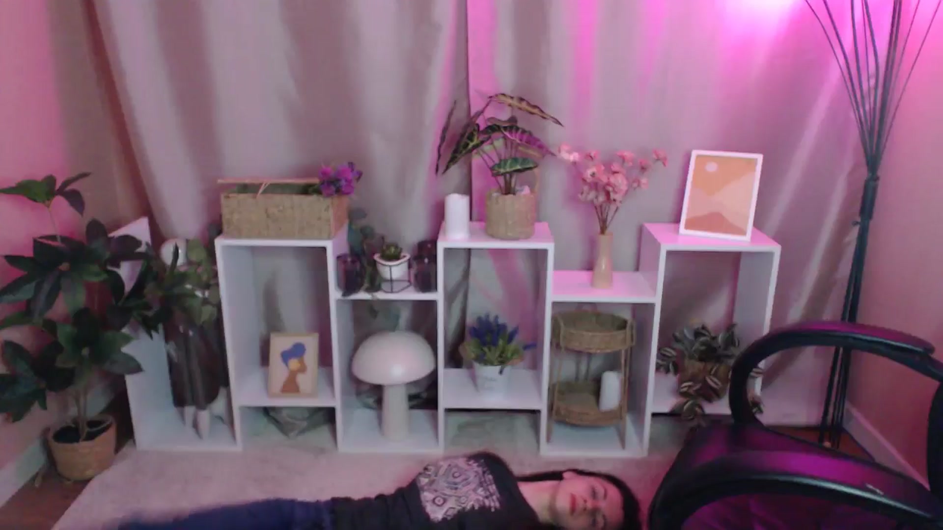 Gallery image thumbnail from MistyBree's myfreecams stream on, 05/03/2026, 12:00 image 9 of 20