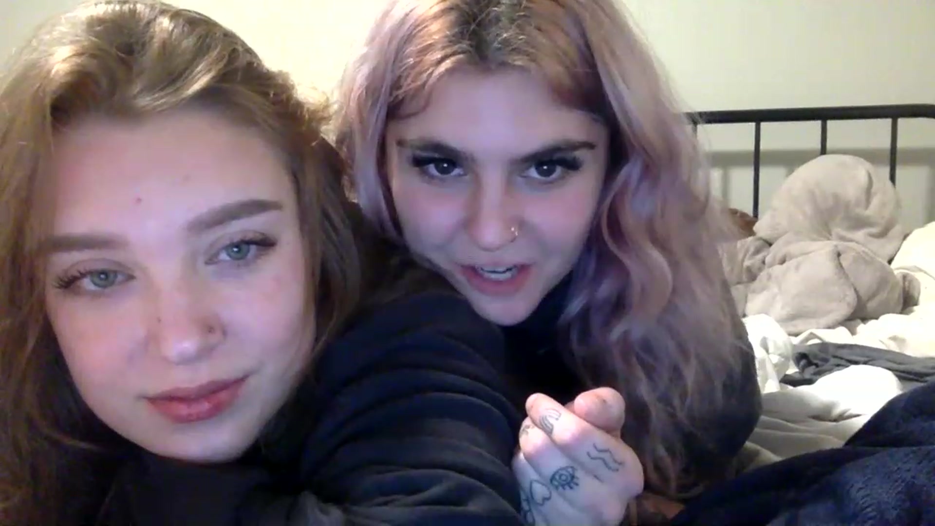 Gallery image thumbnail from Misylooo's myfreecams stream on, 11/29/2022, 05:11 image 15 of 20