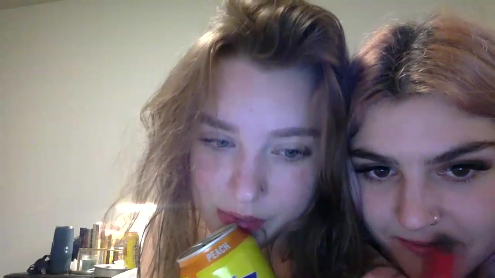 Gallery image thumbnail from Misylooo's myfreecams stream on, 11/29/2022, 05:11 image 10 of 20
