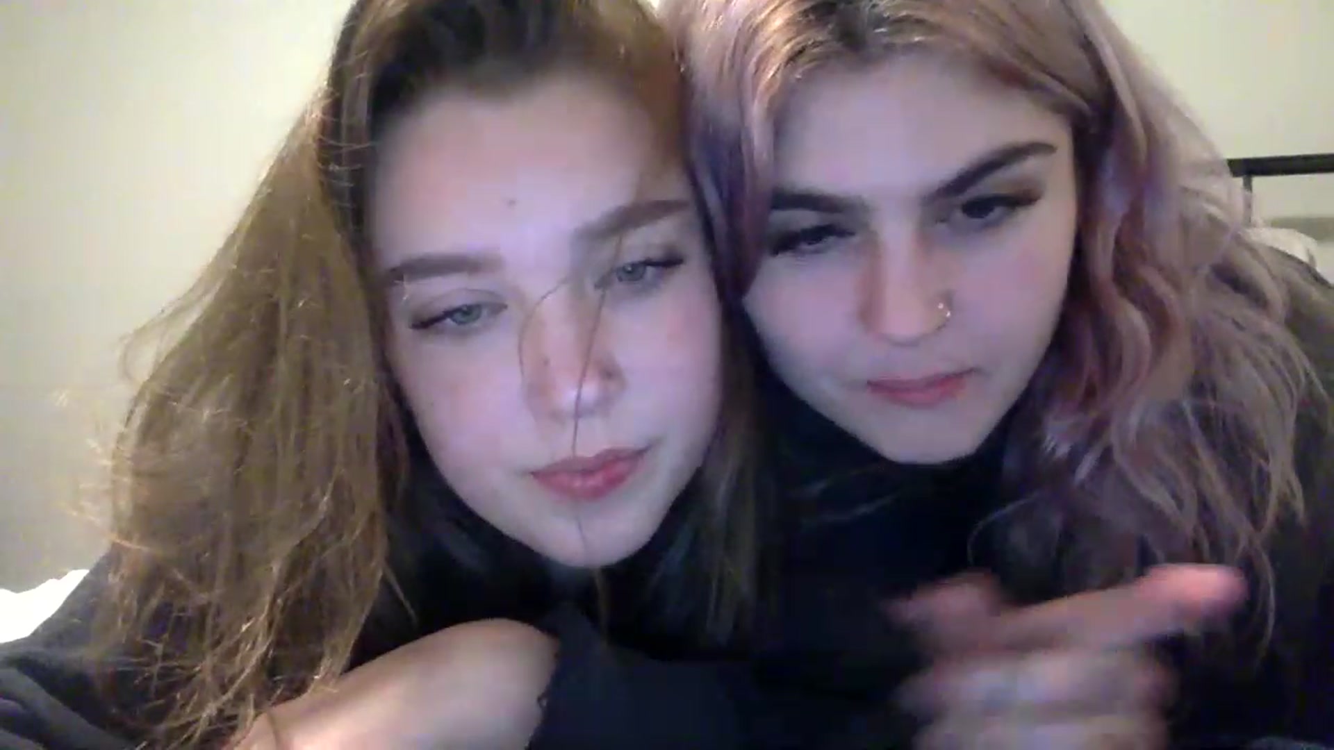 Gallery image thumbnail from Misylooo's myfreecams stream on, 11/29/2022, 05:11 image 17 of 20