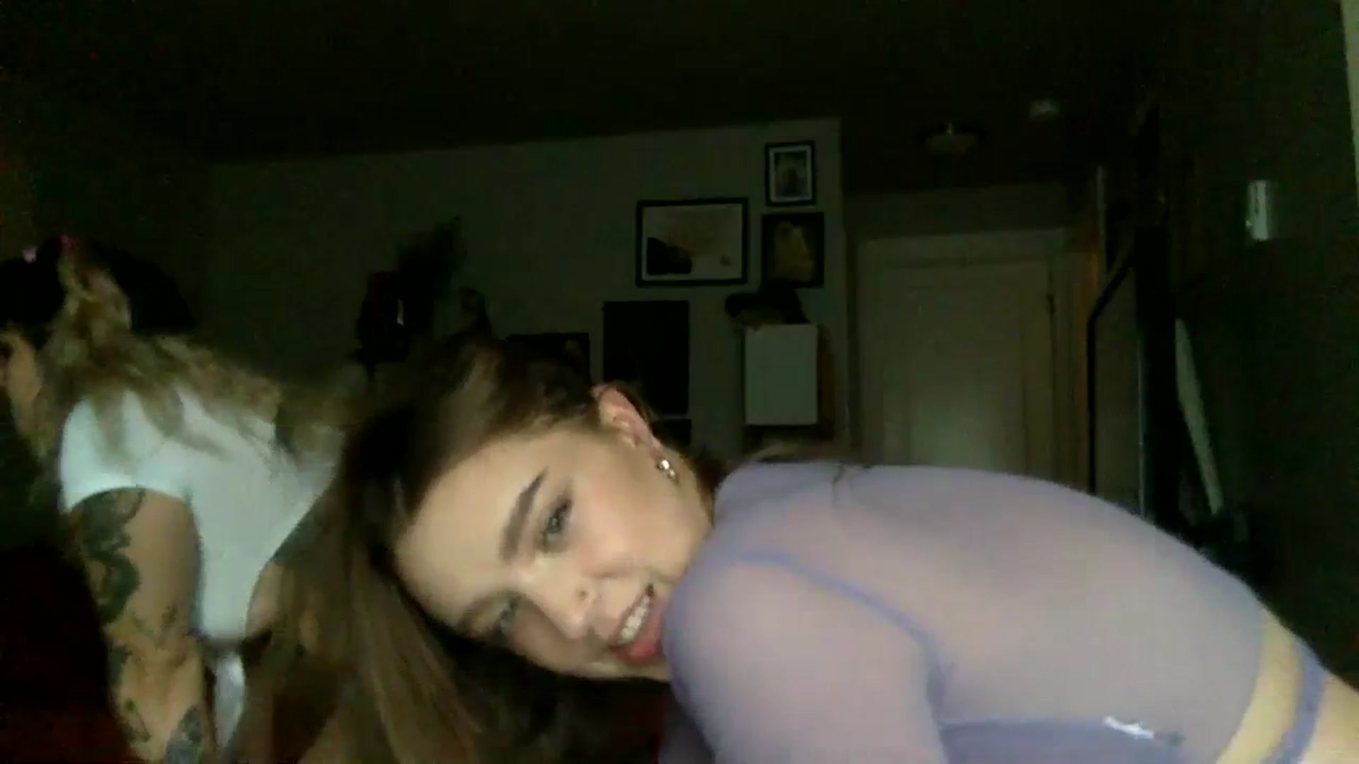 Gallery image thumbnail from Misylooo's myfreecams stream on, 06/10/2023, 02:17 image 19 of 20