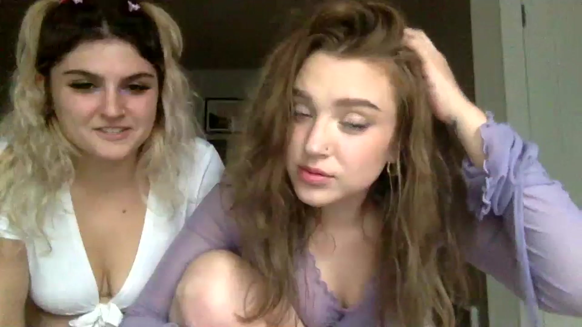 Gallery image thumbnail from Misylooo's myfreecams stream on, 06/10/2023, 02:17 image 15 of 20