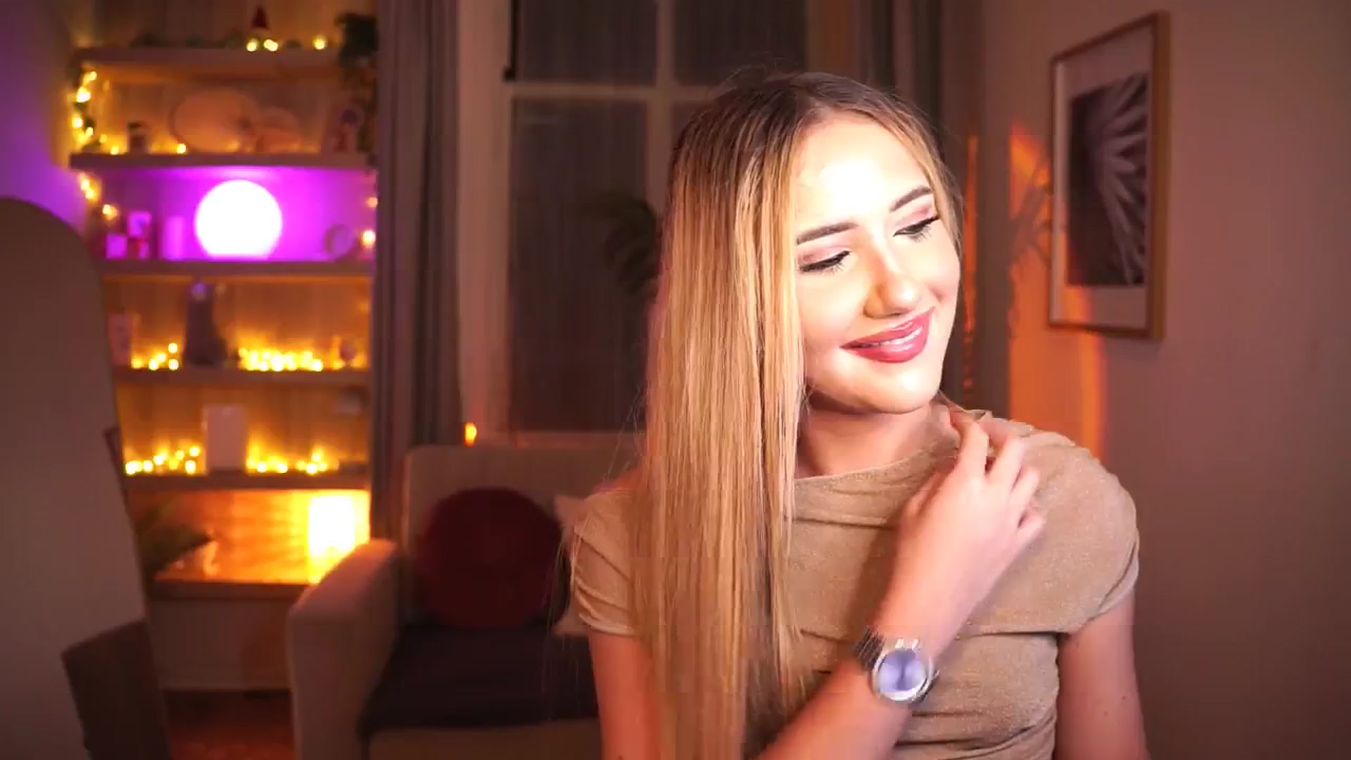 Gallery image thumbnail from MiuMiiu's myfreecams stream on, 10/27/2025, 20:12 image 19 of 20
