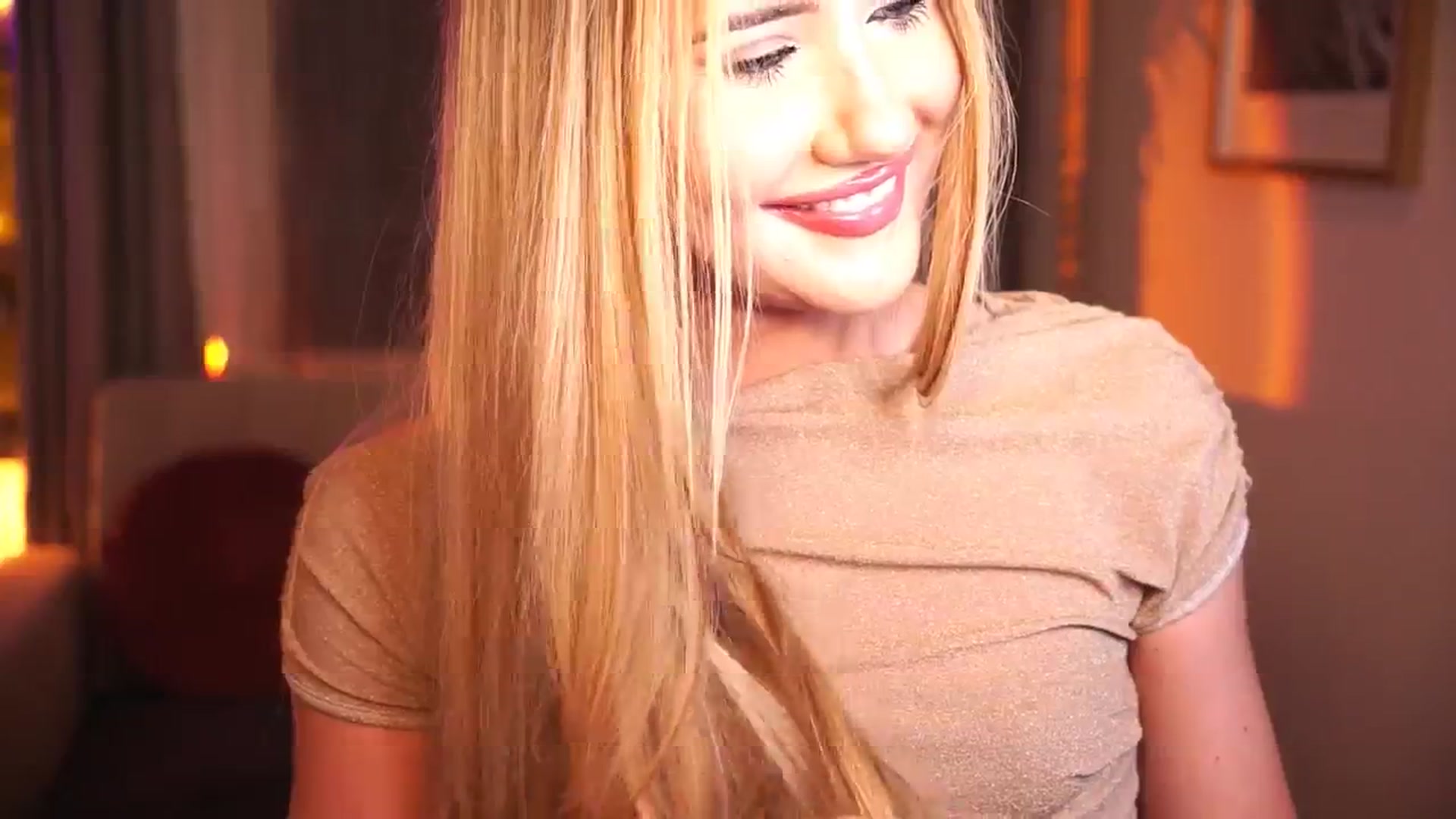 Gallery image thumbnail from MiuMiiu's myfreecams stream on, 10/27/2025, 22:41 image 2 of 20