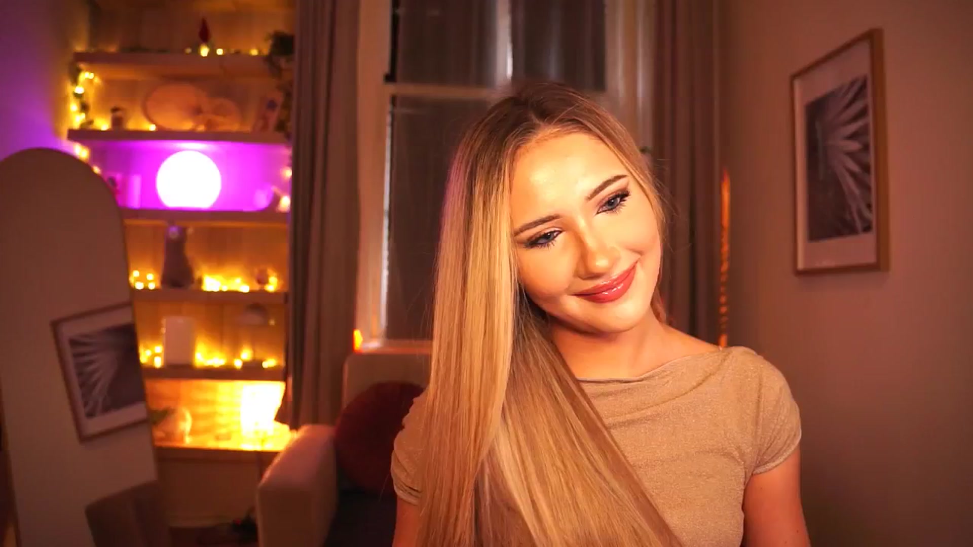 Gallery image thumbnail from MiuMiiu's myfreecams stream on, 11/13/2025, 11:04 image 9 of 20