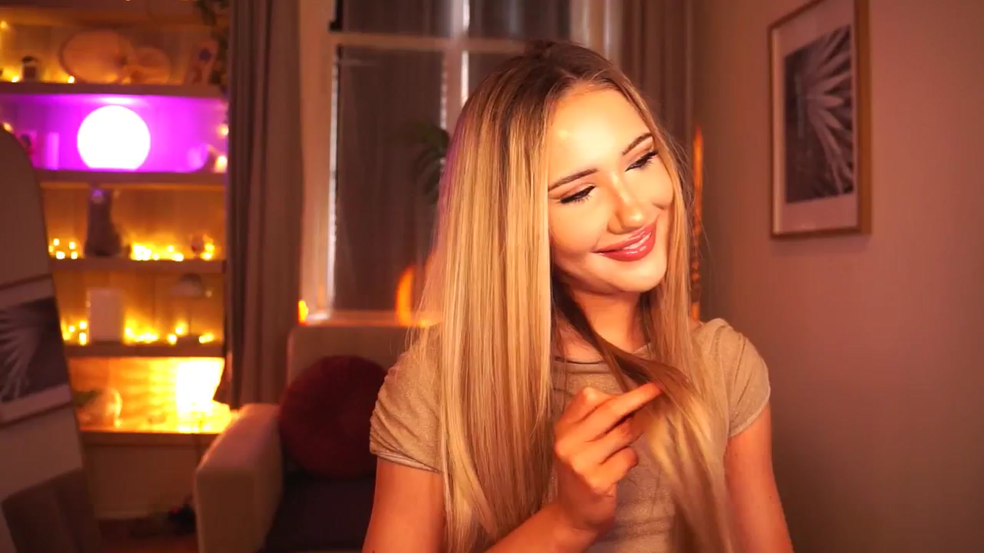 Gallery image thumbnail from MiuMiiu's myfreecams stream on, 11/13/2025, 11:04 image 1 of 20