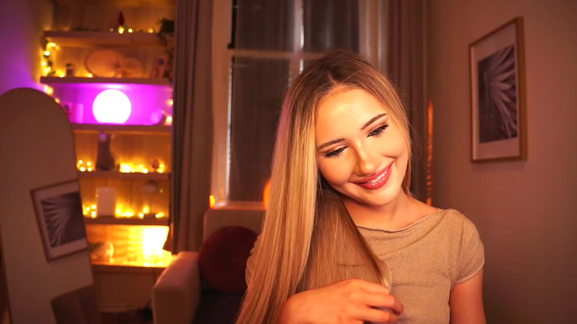 Gallery image thumbnail from MiuMiiu's myfreecams stream on, 11/13/2025, 11:04 image 10 of 20