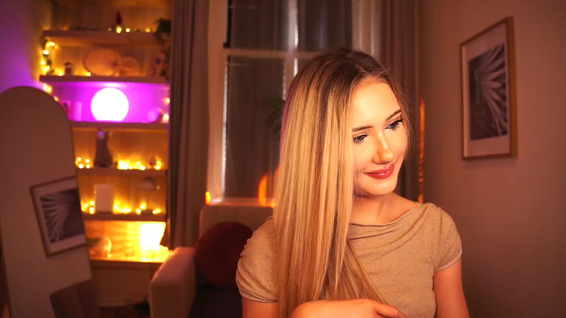 Gallery image thumbnail from MiuMiiu's myfreecams stream on, 11/13/2025, 11:04 image 14 of 20