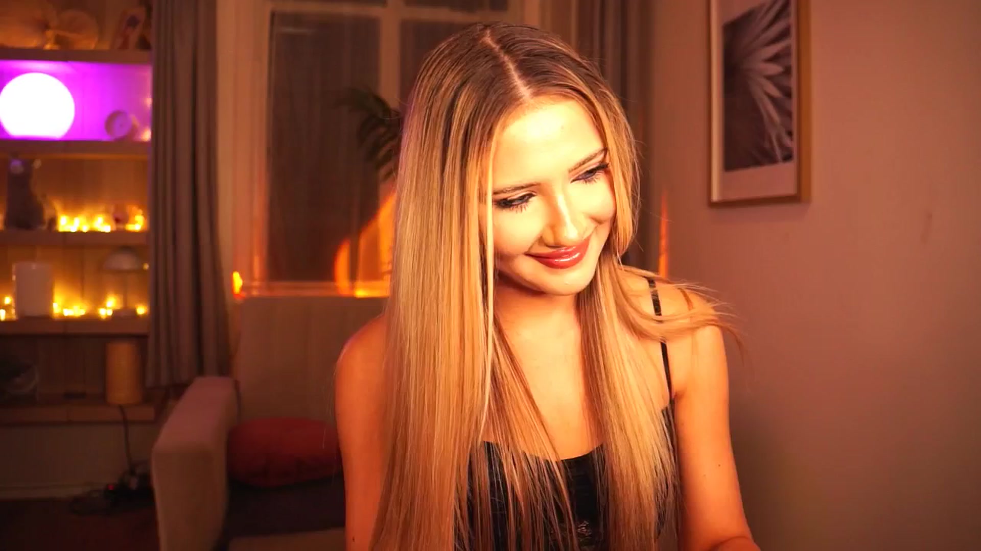 Gallery image thumbnail from MiuMiiu's myfreecams stream on, 11/16/2025, 18:23 image 1 of 20