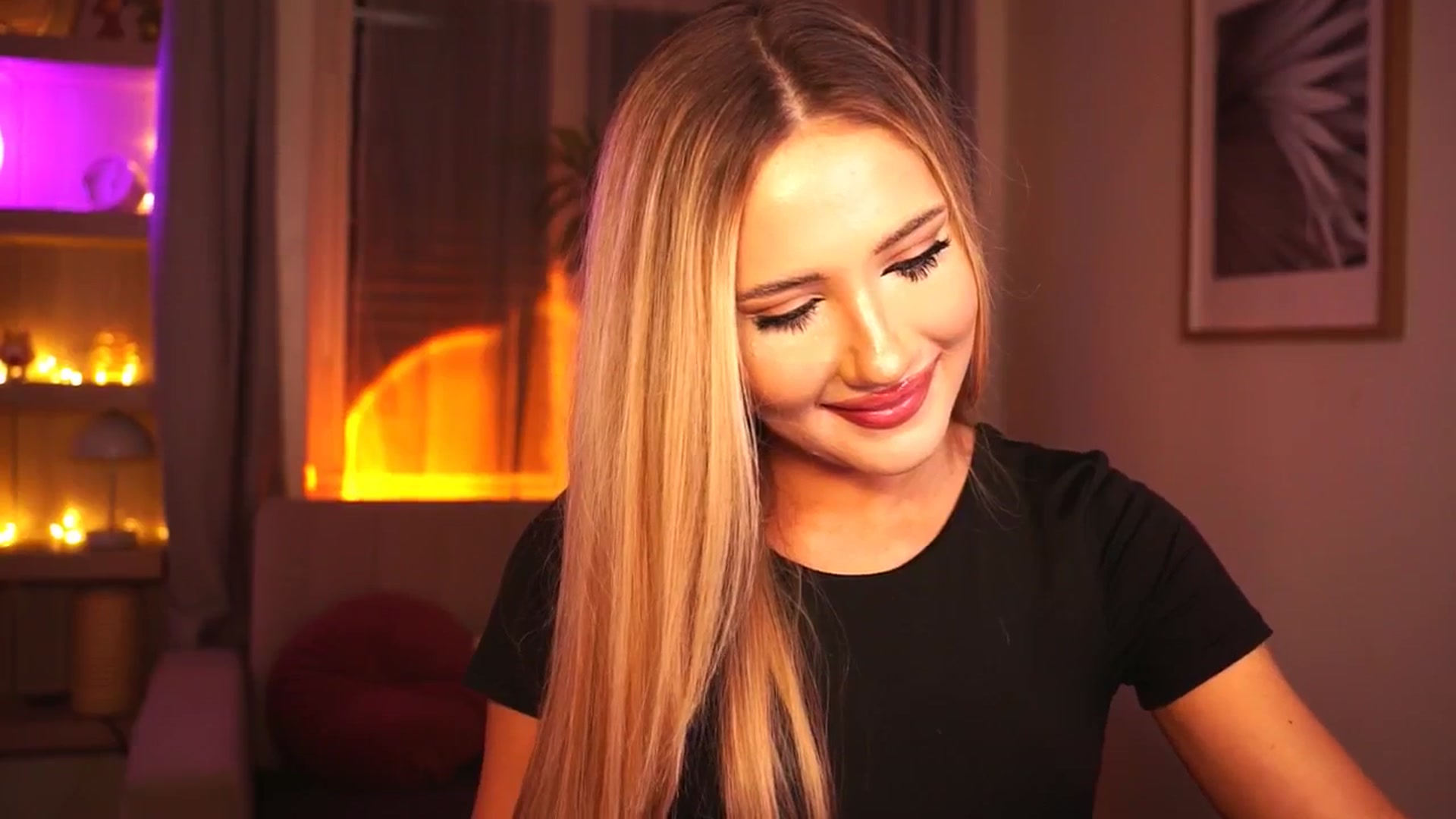 Gallery image thumbnail from MiuMiiu's myfreecams stream on, 11/26/2025, 18:28 image 13 of 20
