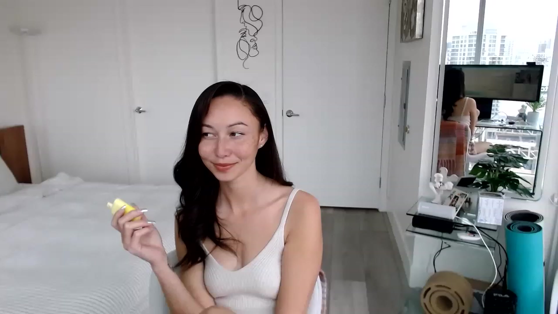 Gallery image thumbnail from Miu_Minnie's myfreecams stream on, 04/13/2023, 19:31 image 15 of 20