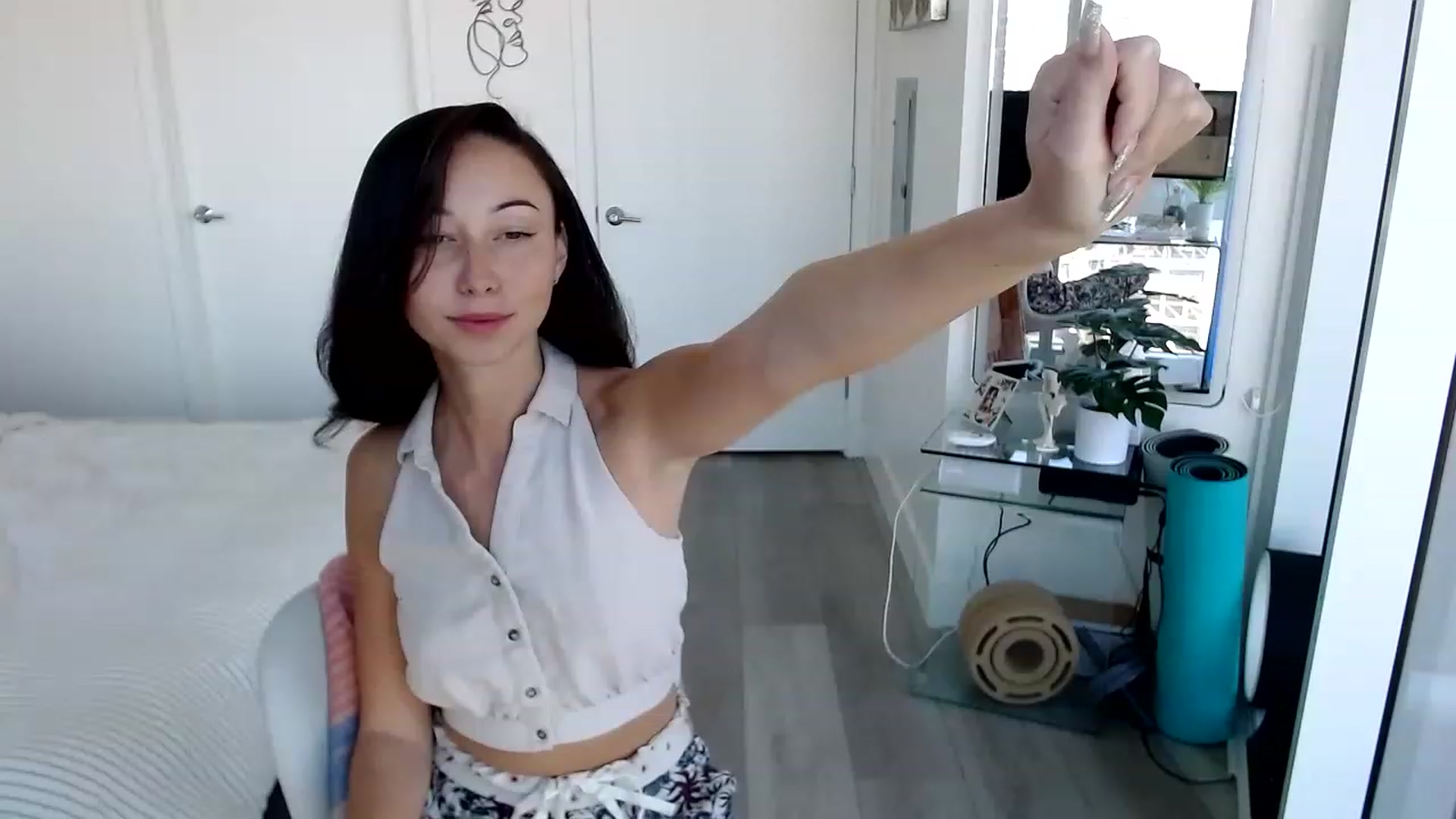 Gallery image thumbnail from Miu_Minnie's myfreecams stream on, 04/27/2023, 18:32 image 10 of 20