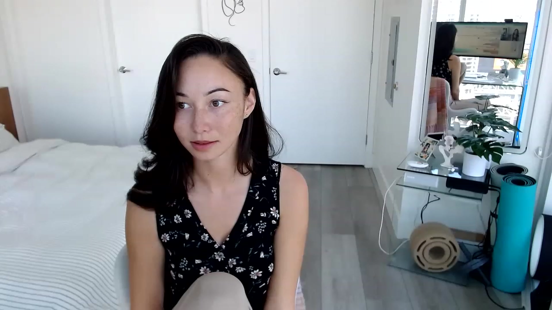 Gallery image thumbnail from Miu_Minnie's myfreecams stream on, 04/28/2023, 18:50 image 20 of 20