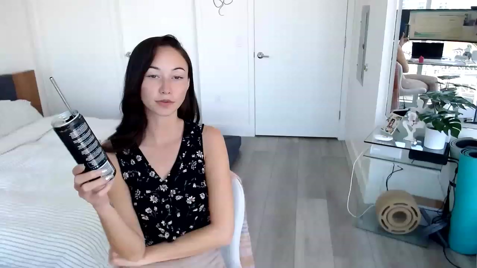 Gallery image thumbnail from Miu_Minnie's myfreecams stream on, 04/28/2023, 19:24 image 16 of 20