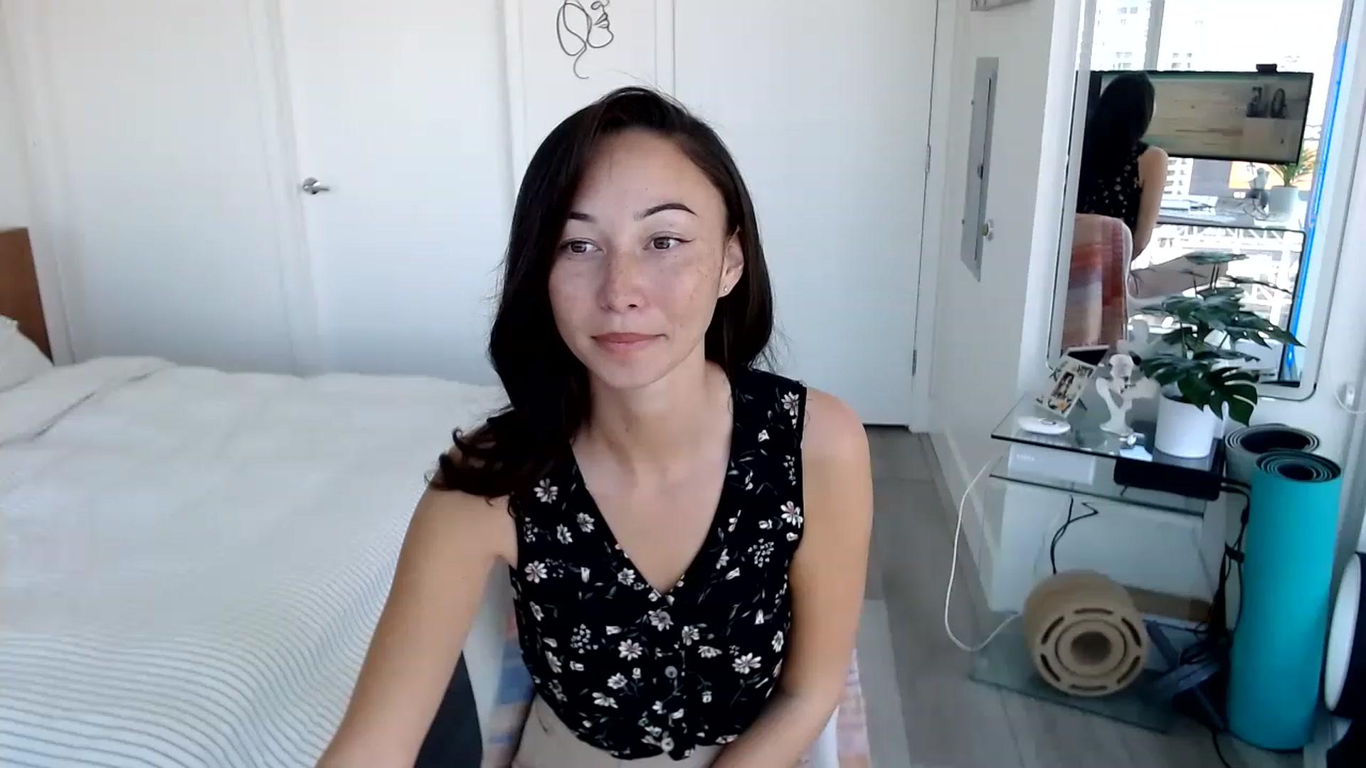 Gallery image thumbnail from Miu_Minnie's myfreecams stream on, 04/28/2023, 19:24 image 6 of 20