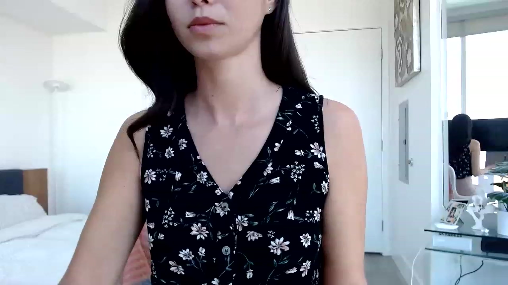 Gallery image thumbnail from Miu_Minnie's myfreecams stream on, 04/28/2023, 19:24 image 11 of 20