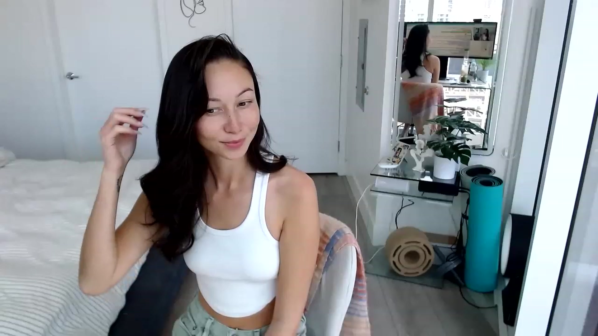 Gallery image thumbnail from Miu_Minnie's myfreecams stream on, 05/02/2023, 19:32 image 10 of 20