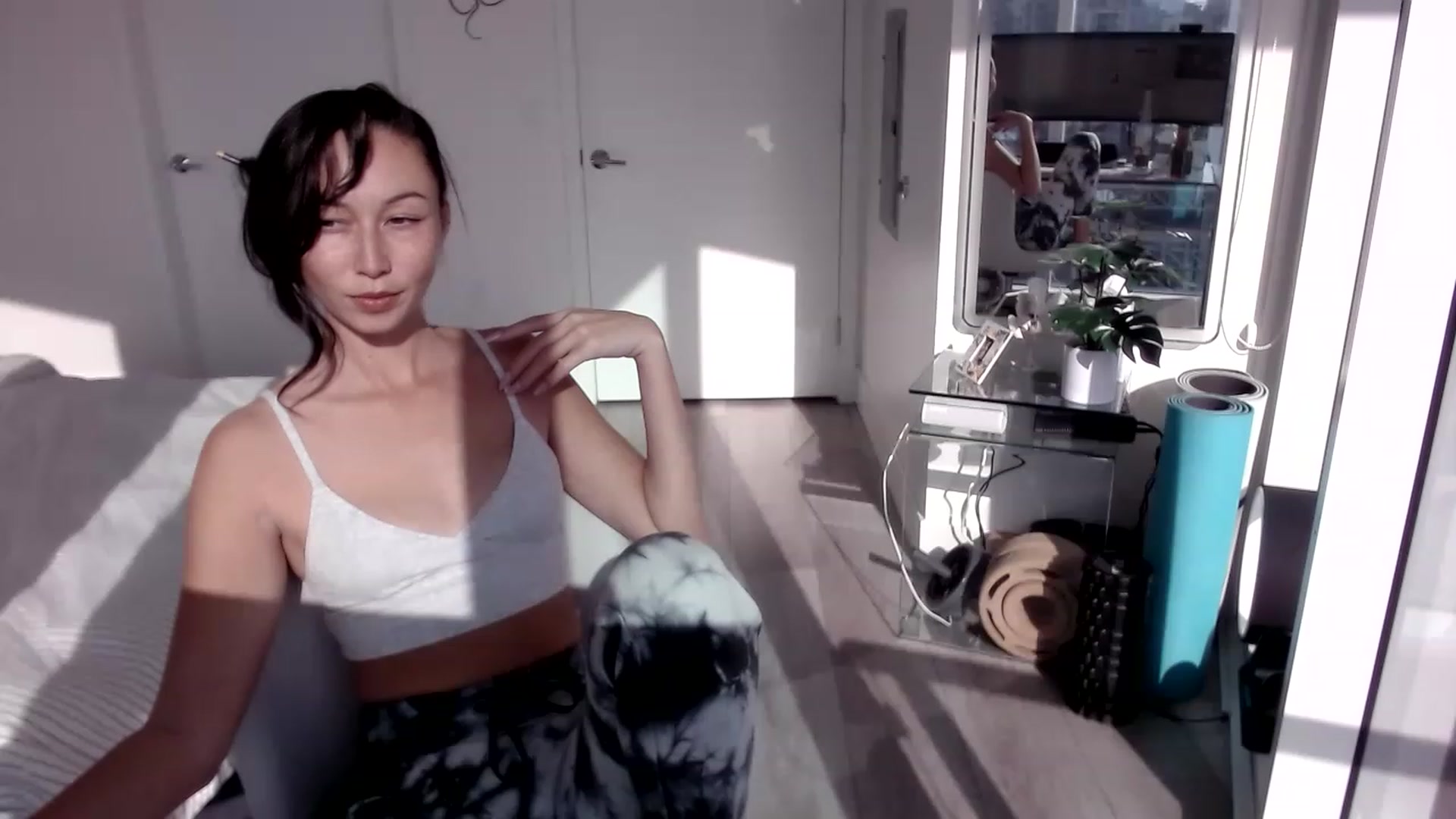 Gallery image thumbnail from Miu_Minnie's myfreecams stream on, 05/11/2023, 01:56 image 5 of 20