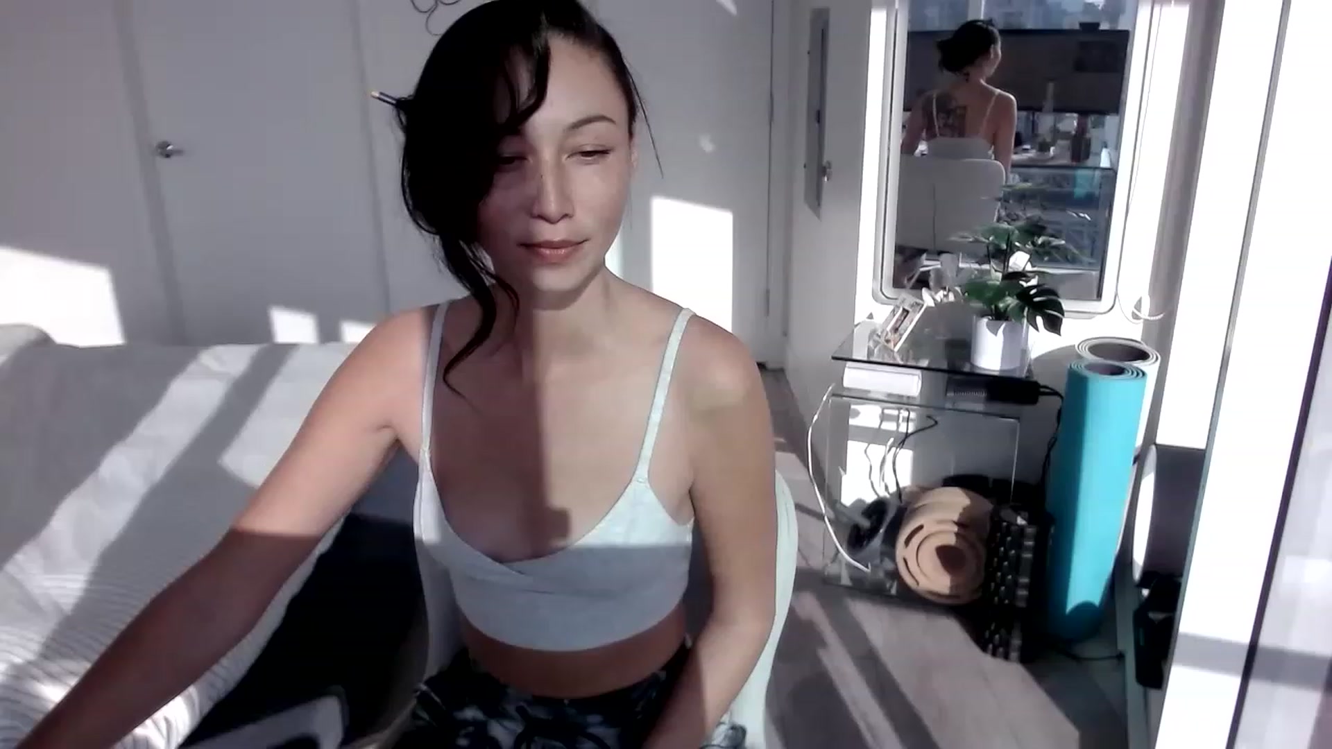 Gallery image thumbnail from Miu_Minnie's myfreecams stream on, 05/11/2023, 01:56 image 6 of 20