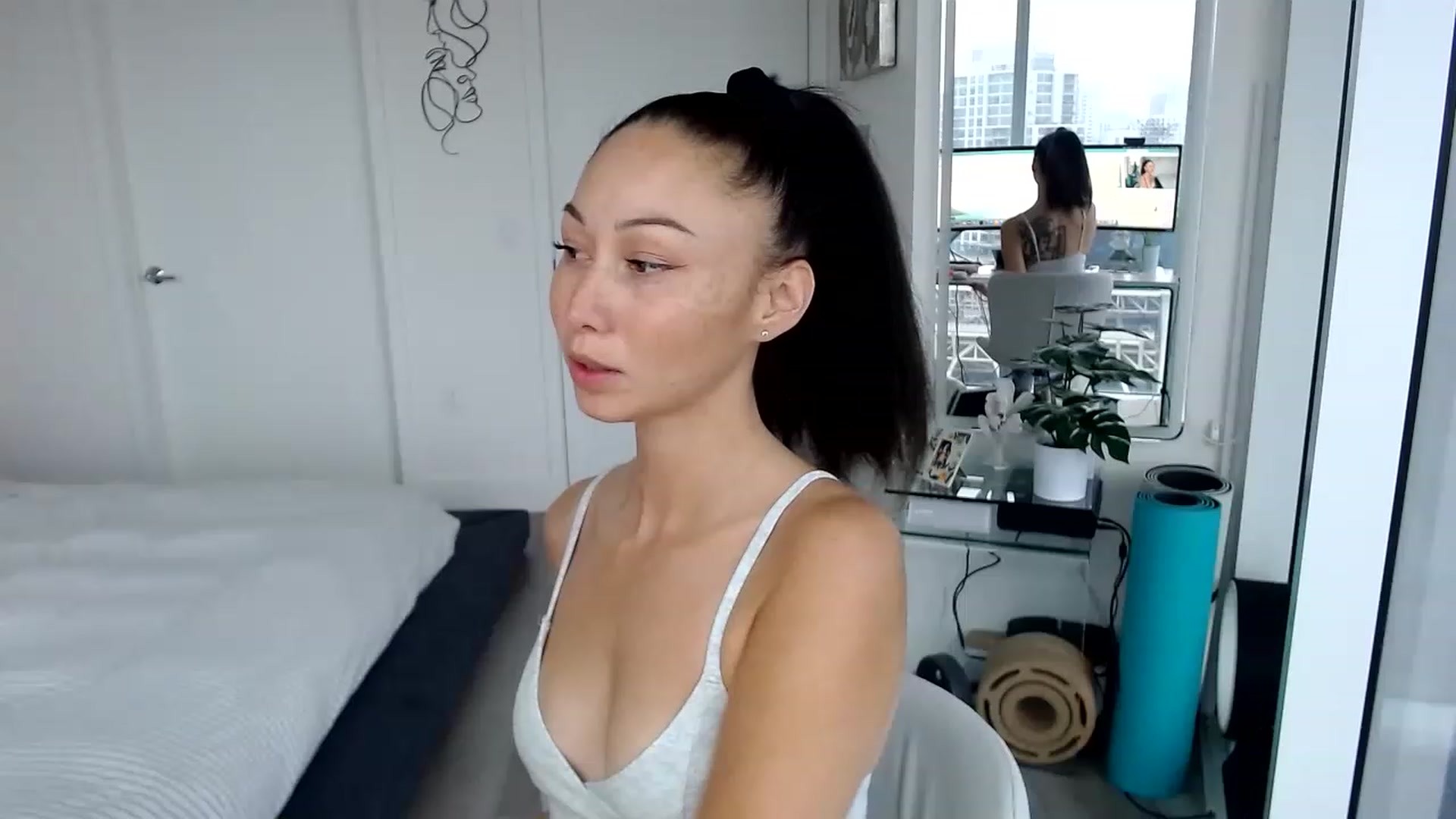 Gallery image thumbnail from Miu_Minnie's myfreecams stream on, 05/15/2023, 16:30 image 3 of 20