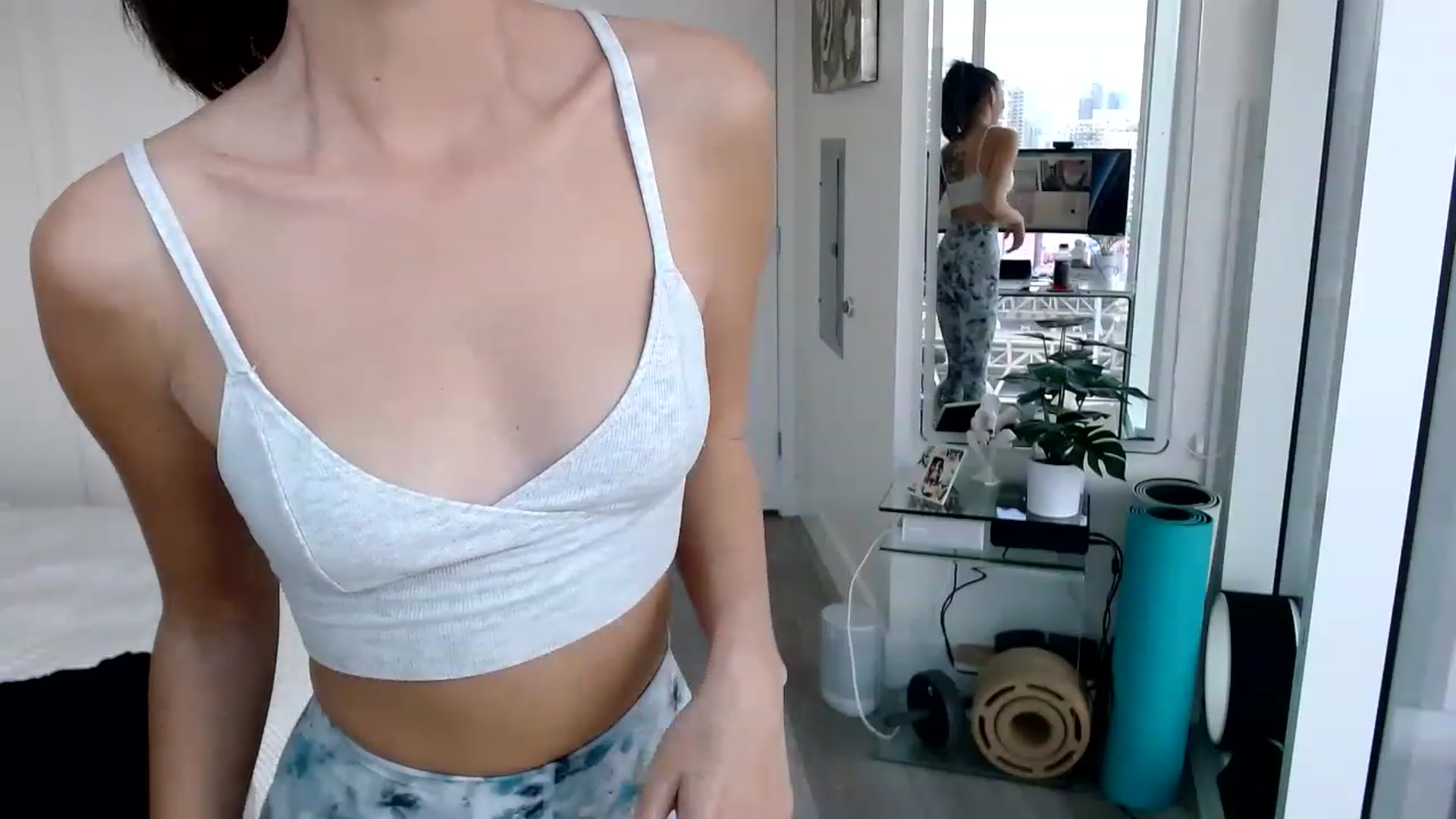 Gallery image thumbnail from Miu_Minnie's myfreecams stream on, 05/15/2023, 20:02 image 20 of 20