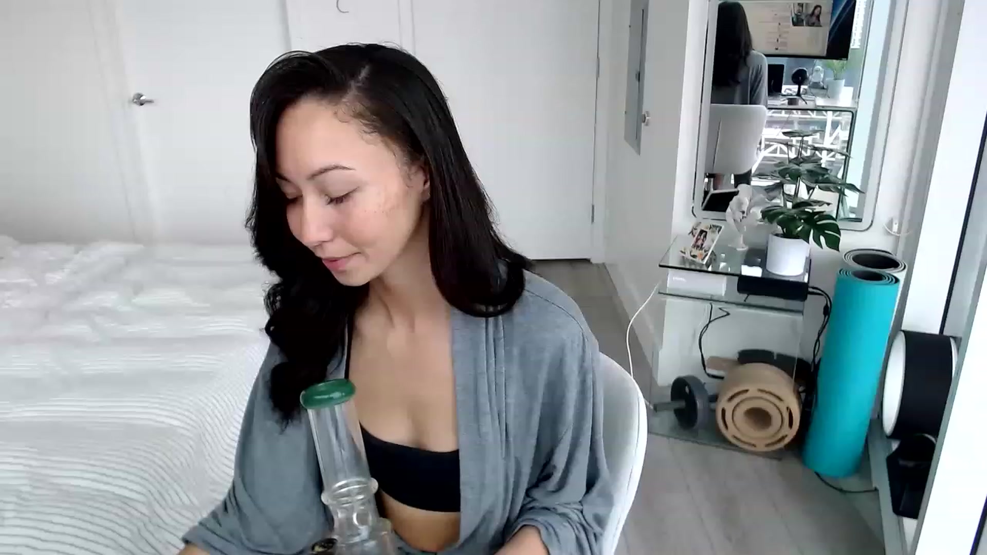 Gallery image thumbnail from Miu_Minnie's myfreecams stream on, 05/24/2023, 18:48 image 11 of 20