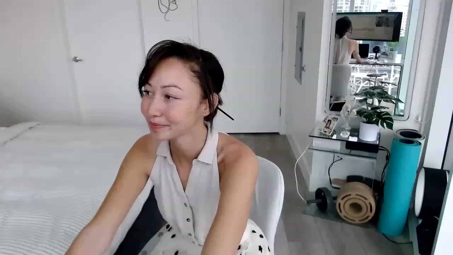 Gallery image thumbnail from Miu_Minnie's myfreecams stream on, 05/25/2023, 19:37 image 16 of 20