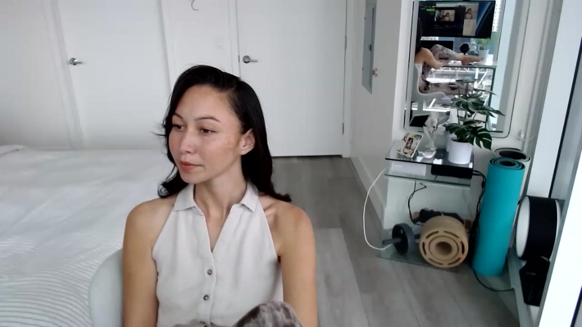 Gallery image thumbnail from Miu_Minnie's myfreecams stream on, 05/31/2023, 18:07 image 13 of 20