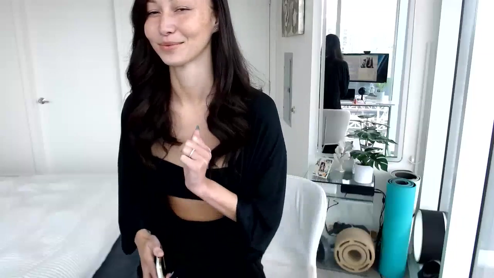 Gallery image thumbnail from Miu_Minnie's myfreecams stream on, 06/05/2023, 19:45 image 15 of 20