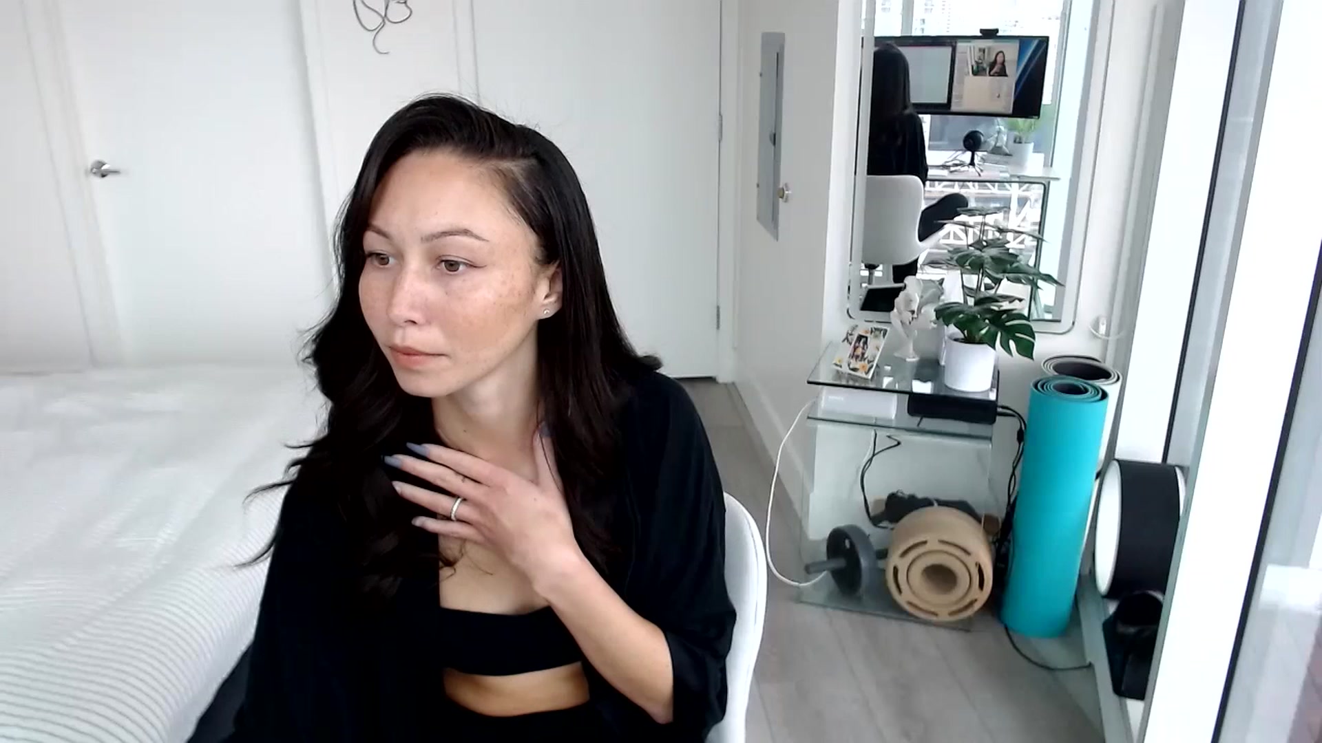 Gallery image thumbnail from Miu_Minnie's myfreecams stream on, 06/05/2023, 19:45 image 3 of 20