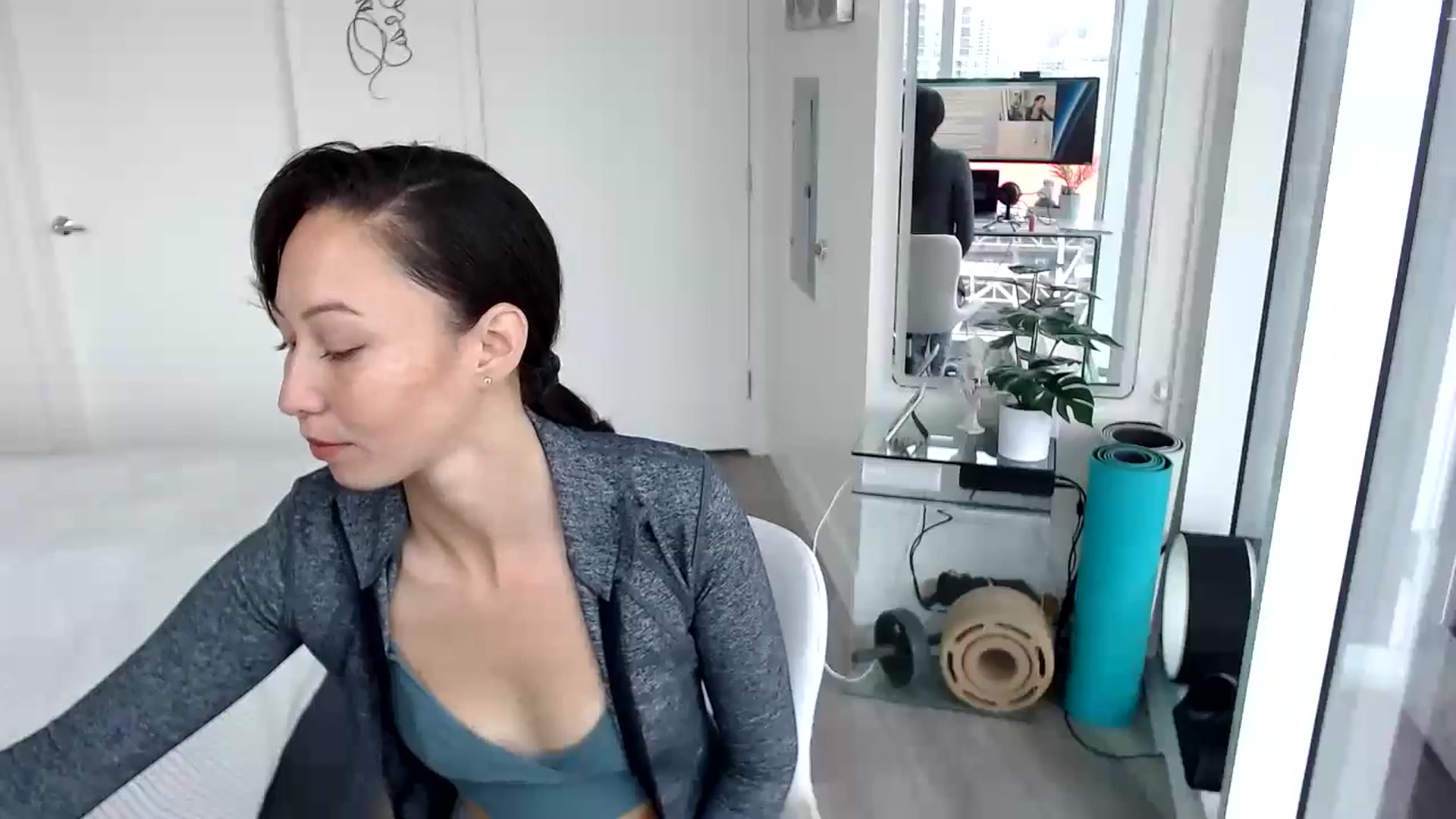 Gallery image thumbnail from Miu_Minnie's myfreecams stream on, 06/08/2023, 16:45 image 4 of 20