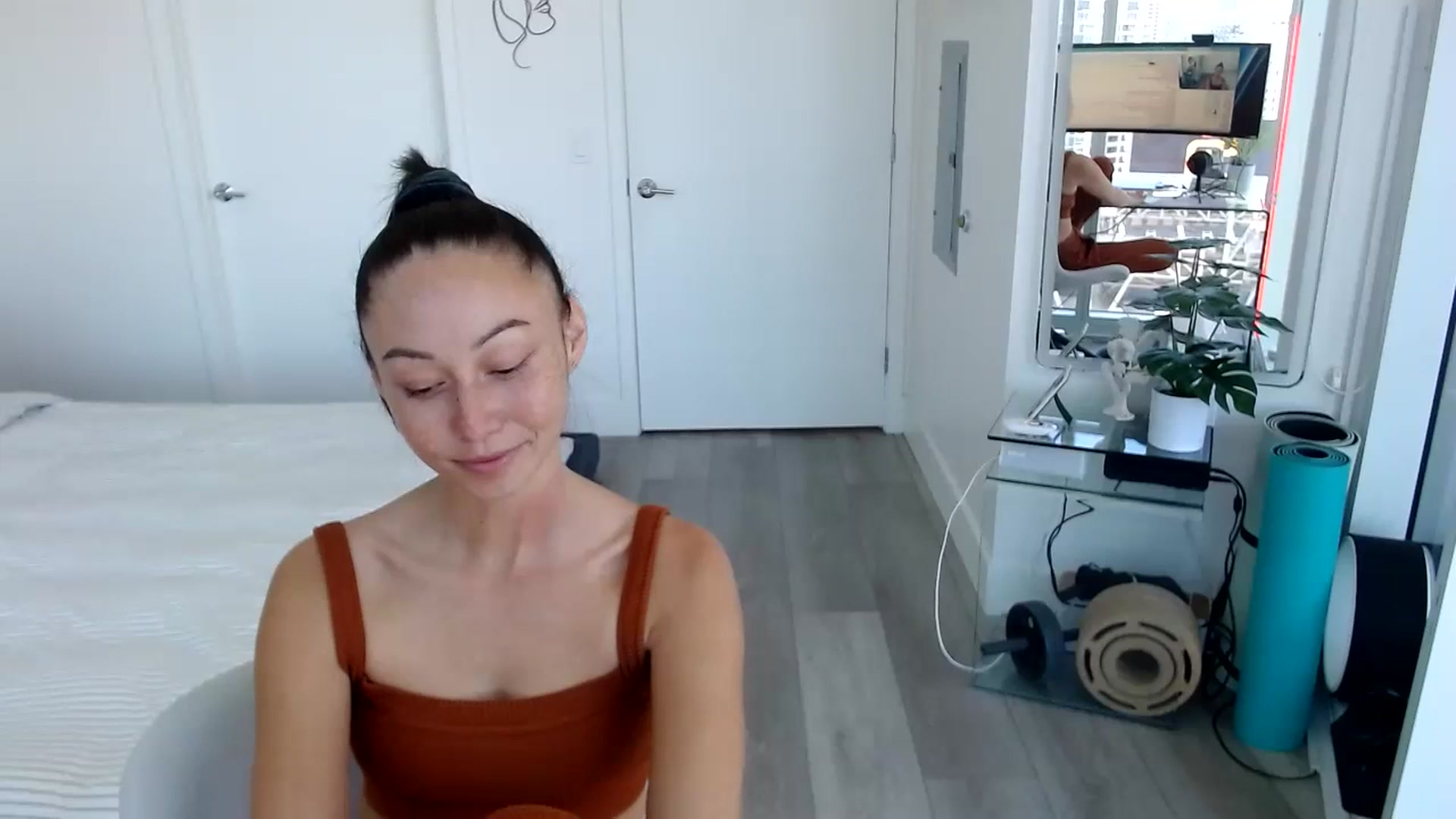 Gallery image thumbnail from Miu_Minnie's myfreecams stream on, 06/20/2023, 20:17 image 19 of 20