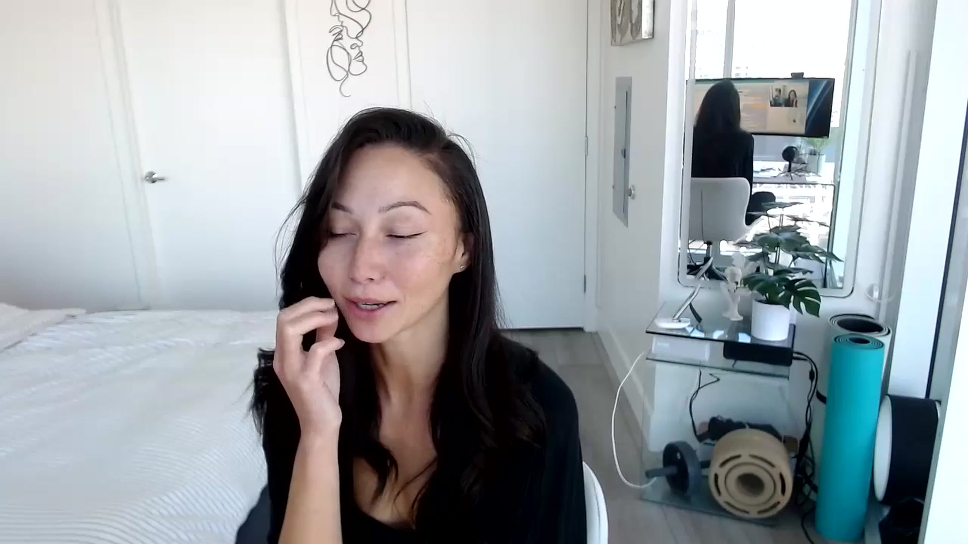 Gallery image thumbnail from Miu_Minnie's myfreecams stream on, 06/22/2023, 20:56 image 2 of 20