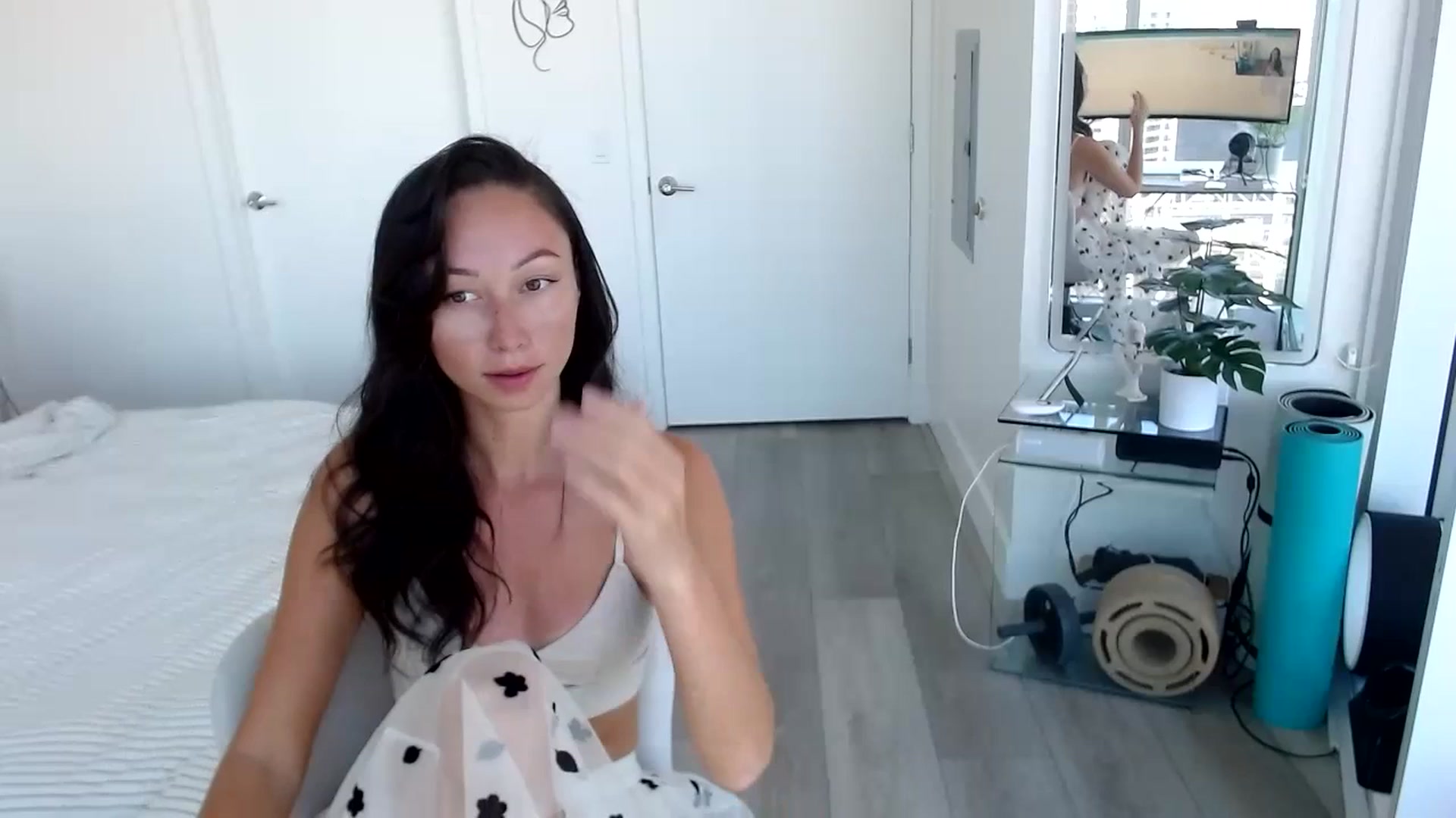 Gallery image thumbnail from Miu_Minnie's myfreecams stream on, 06/26/2023, 19:44 image 1 of 20