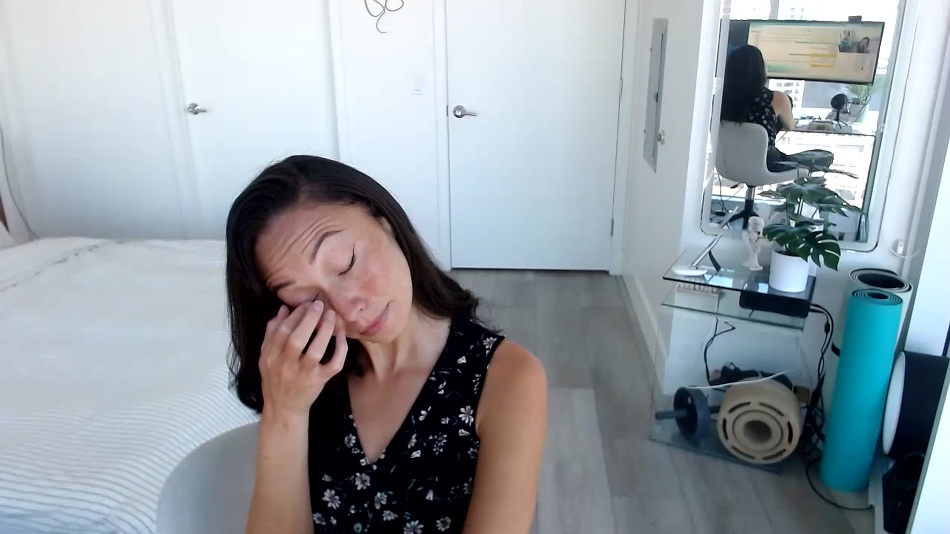 Gallery image thumbnail from Miu_Minnie's myfreecams stream on, 06/27/2023, 20:02 image 4 of 20