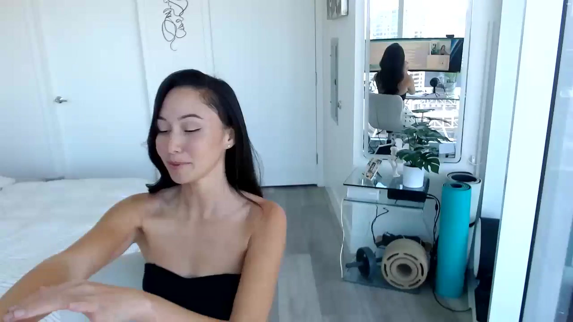 Gallery image thumbnail from Miu_Minnie's myfreecams stream on, 07/11/2023, 20:13 image 19 of 20