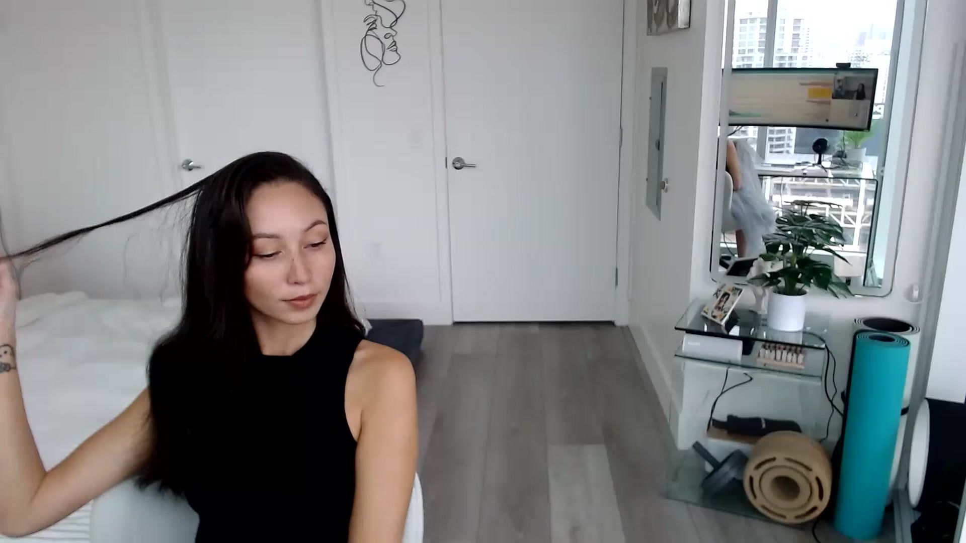 Gallery image thumbnail from Miu_Minnie's myfreecams stream on, 07/31/2023, 20:04 image 8 of 20