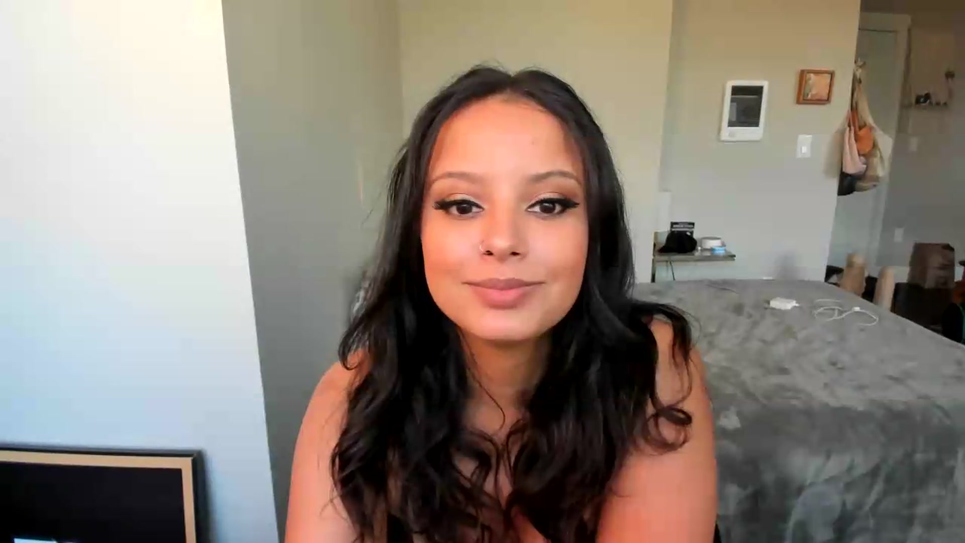 Gallery image thumbnail from MixedBeauty45's myfreecams stream on, 07/08/2026, 04:18 image 3 of 20