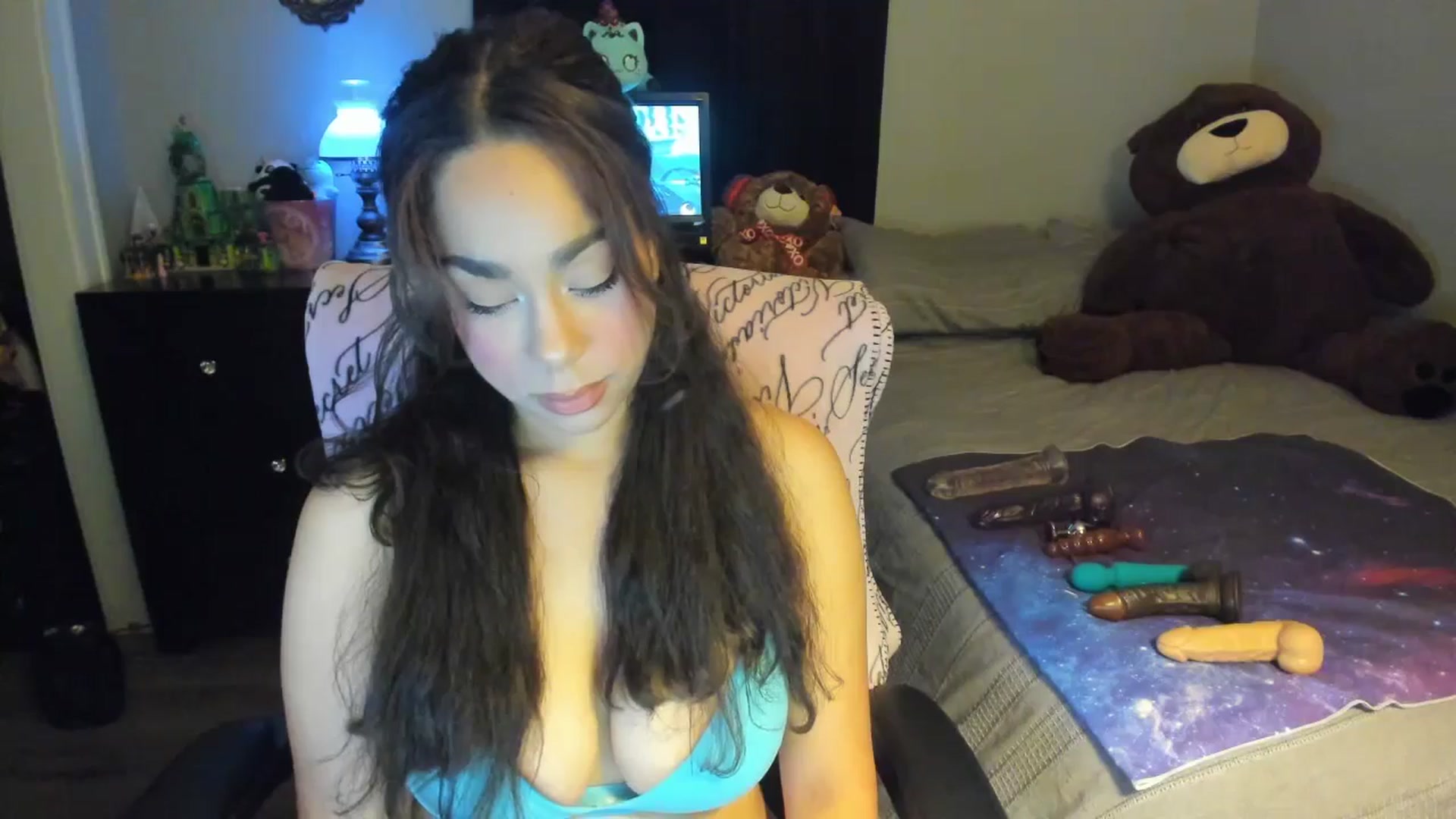 Gallery image thumbnail from Mixed_baedd's myfreecams stream on, 07/17/2025, 09:42 image 11 of 20