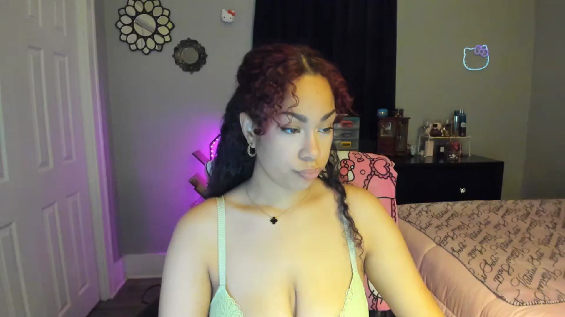 Gallery image thumbnail from Mixed_baedd's myfreecams stream on, 02/02/2026, 04:33 image 6 of 20