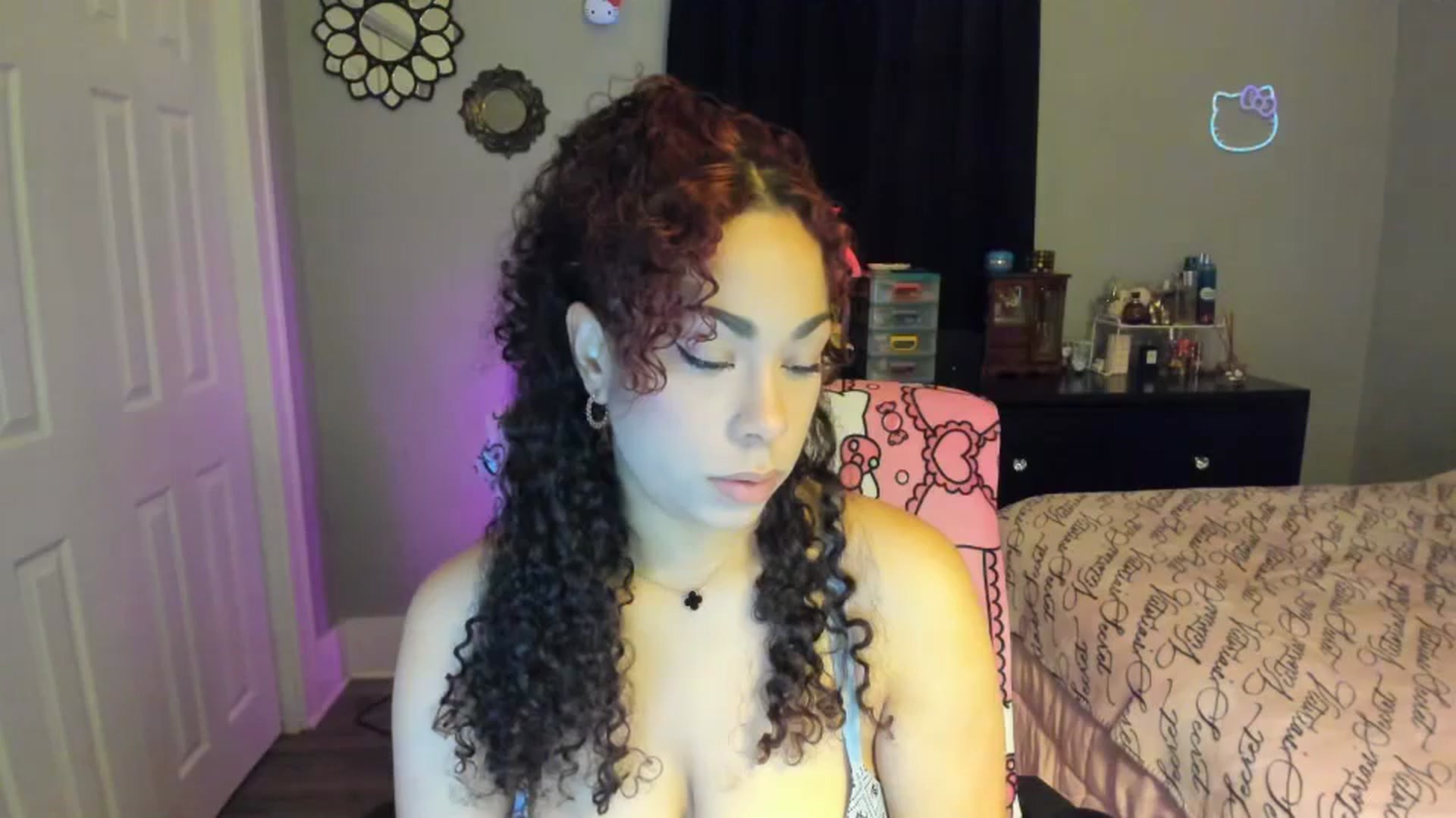 Gallery image thumbnail from Mixed_baedd's myfreecams stream on, 02/04/2026, 06:37 image 5 of 20