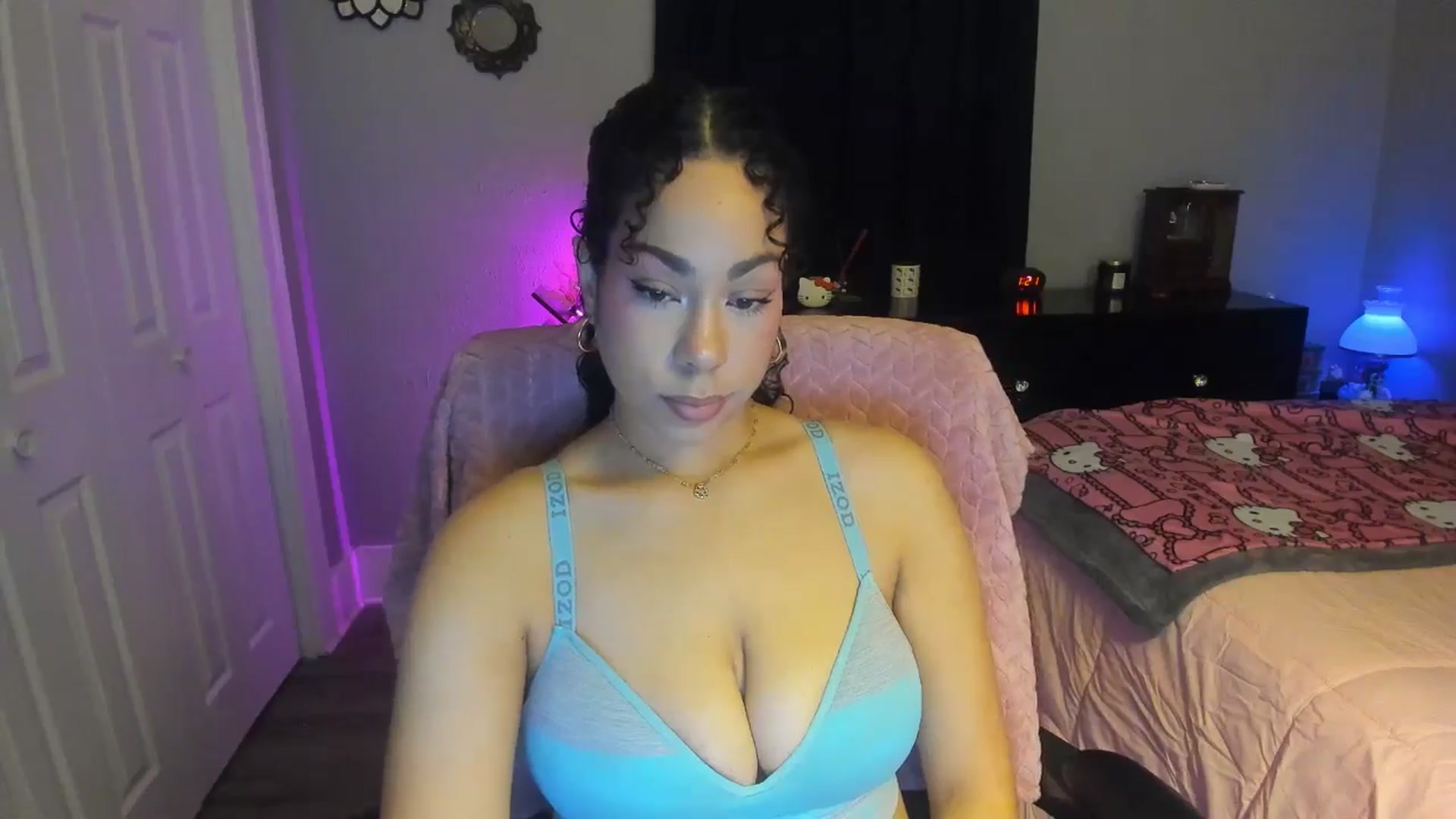 Gallery image thumbnail from Mixed_baedd's myfreecams stream on, 04/15/2026, 05:36 image 4 of 20