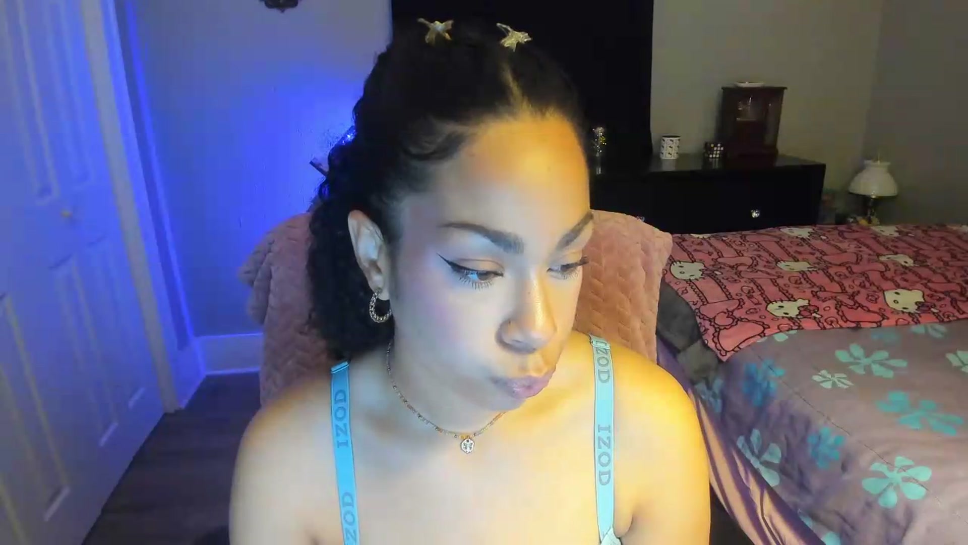 Gallery image thumbnail from Mixed_baedd's myfreecams stream on, 06/15/2026, 07:40 image 2 of 20