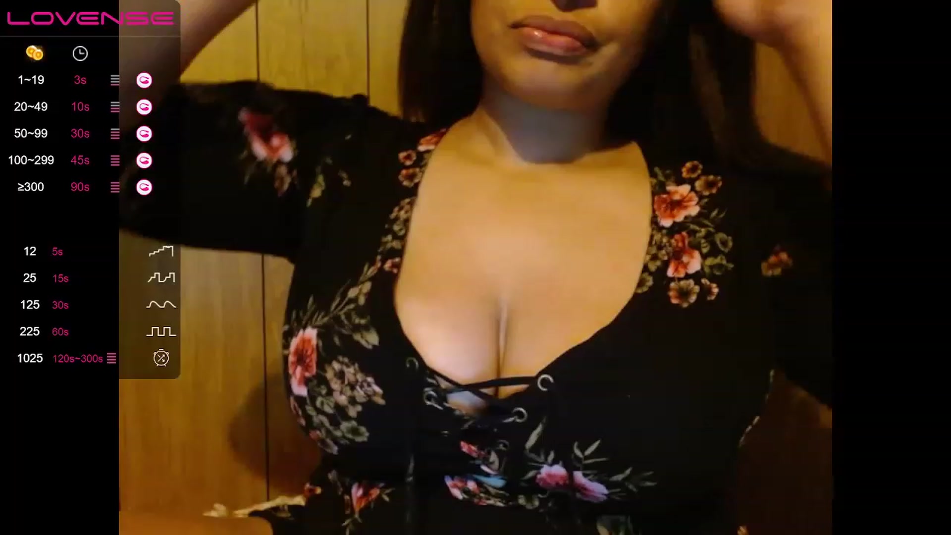 Gallery image thumbnail from Mixedebony's myfreecams stream on, 11/29/2022, 16:22 image 1 of 20