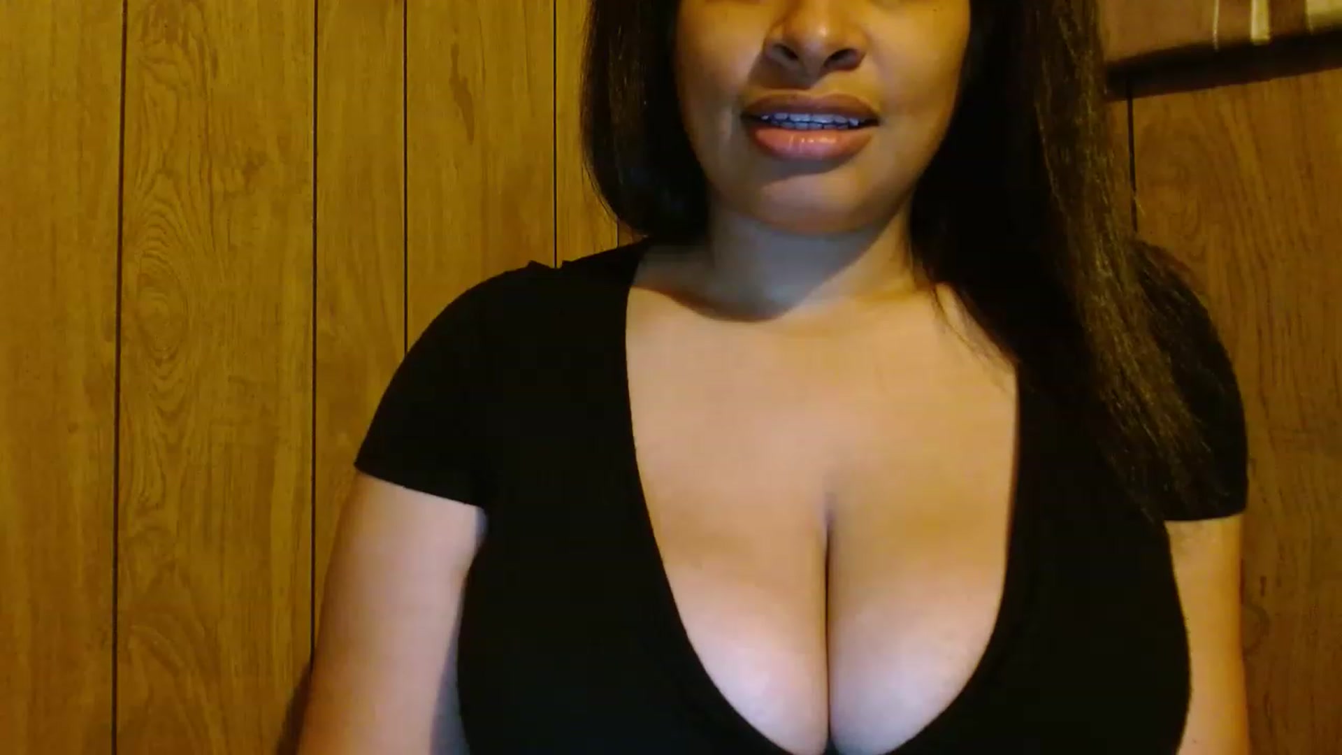Gallery image thumbnail from Mixedebony's myfreecams stream on, 12/02/2022, 14:48 image 10 of 20