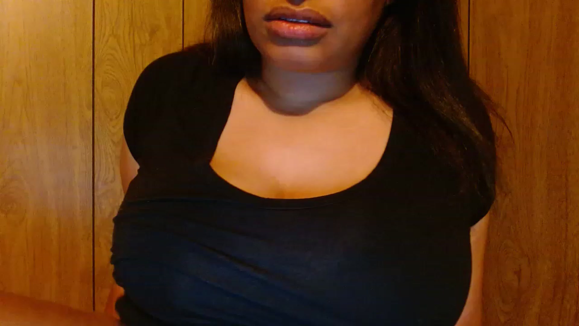 Gallery image thumbnail from Mixedebony's myfreecams stream on, 12/16/2022, 14:19 image 19 of 20